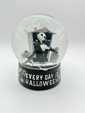 Celebrate Together Disney's TheNightmare Before Christmas Jack Skellington Globe